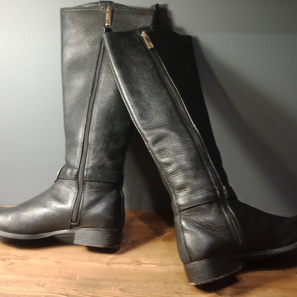 Tory Burch leather boots - Picture 5 of 16